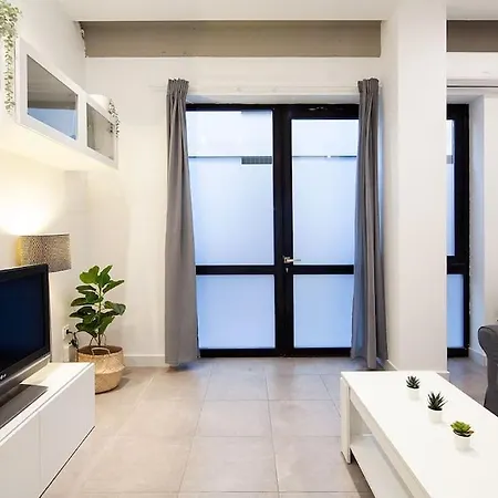 Appartement Loft Next To Calle Betis, Area Of Seville-sevillarooms Séville
